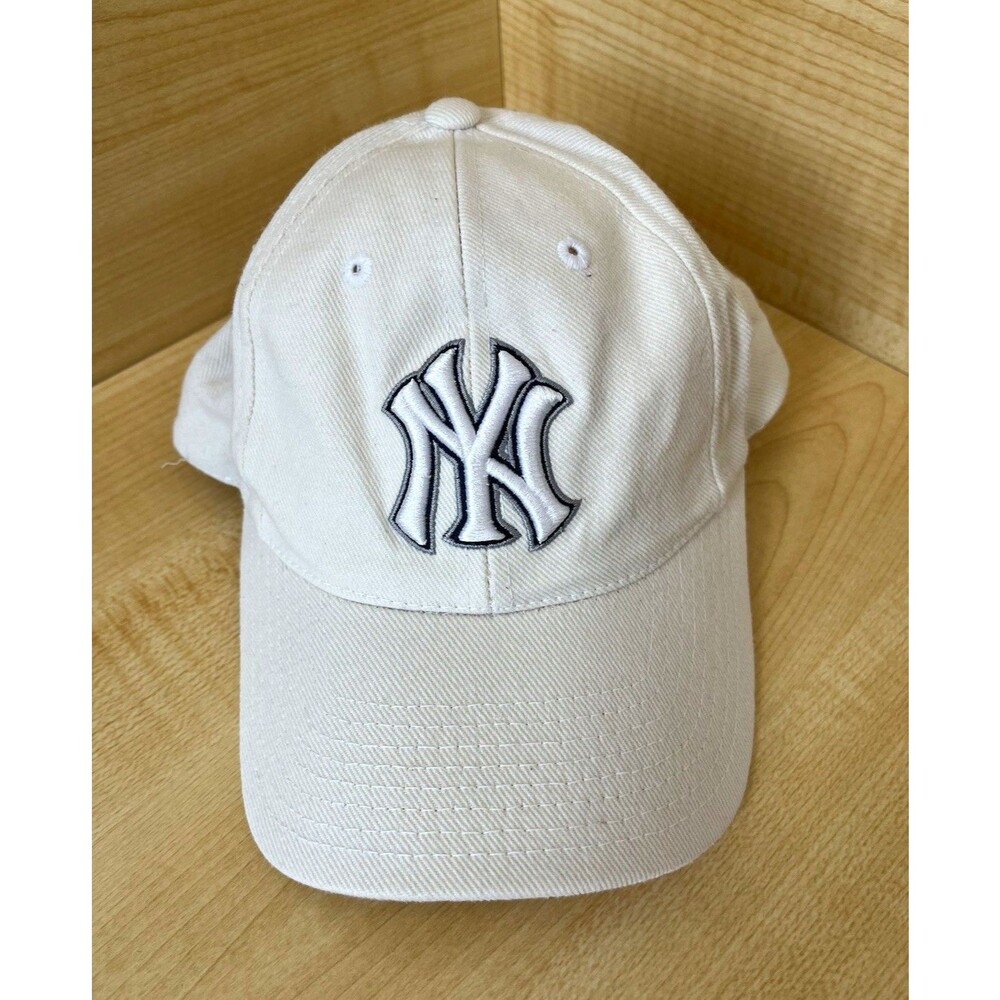 VTG 90s Puma Logo 7 New York Yankees White Dad Hat Cap Adjustable Strap MLB